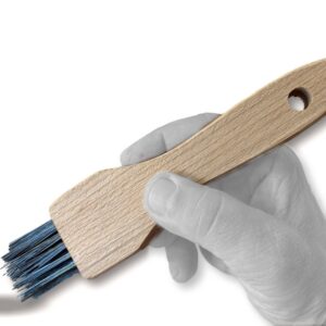 Alternative view of Pinceau métallique en acier rond avec manche en bois